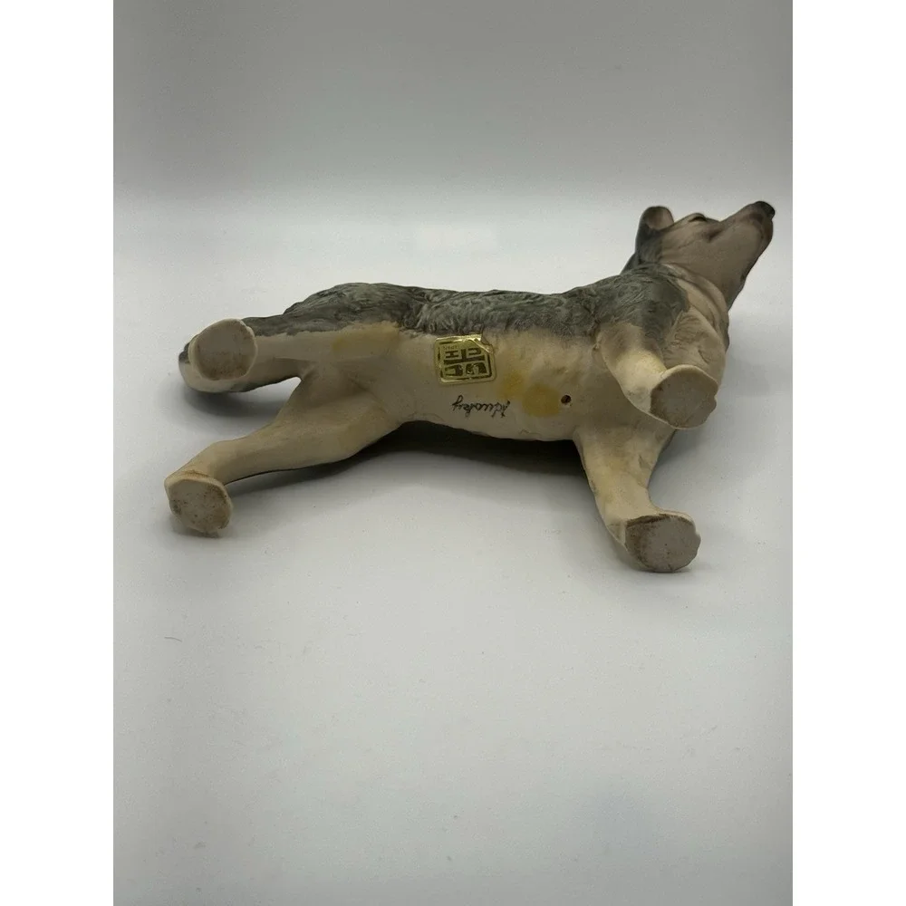 Vintage Uchida Japan Husky Dog Figurine  Signed Husky 6" Mid Century - Picture 4 of 4